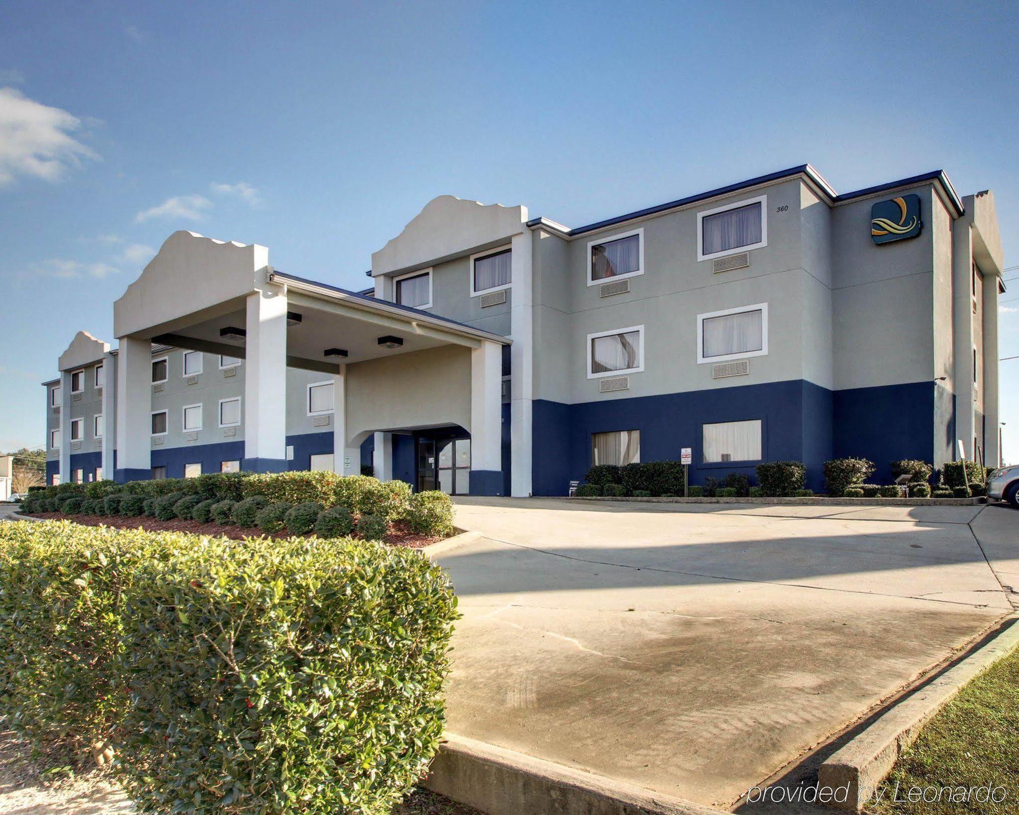 Quality Inn & Suites Pearl-Jackson Luaran gambar
