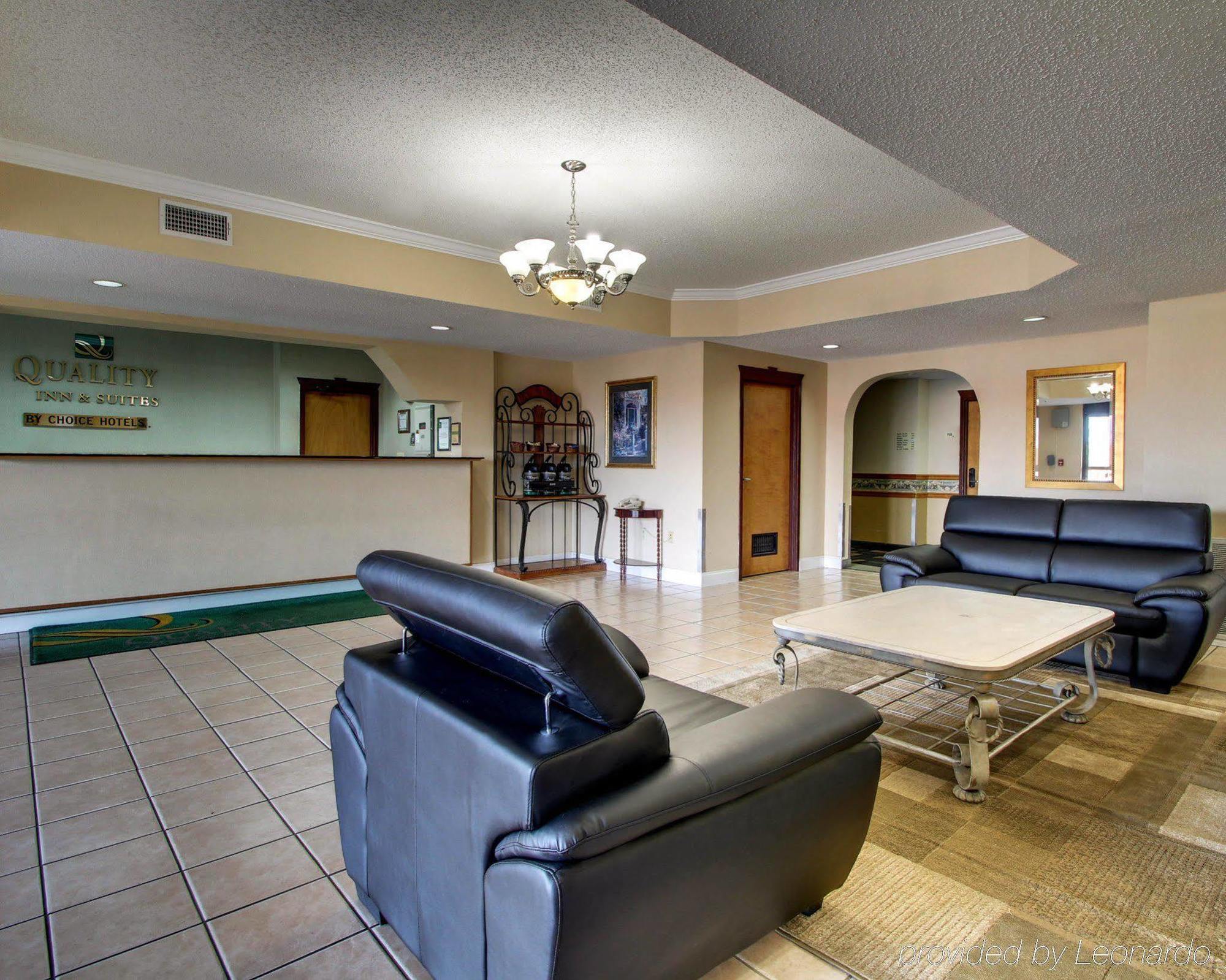 Quality Inn & Suites Pearl-Jackson Luaran gambar